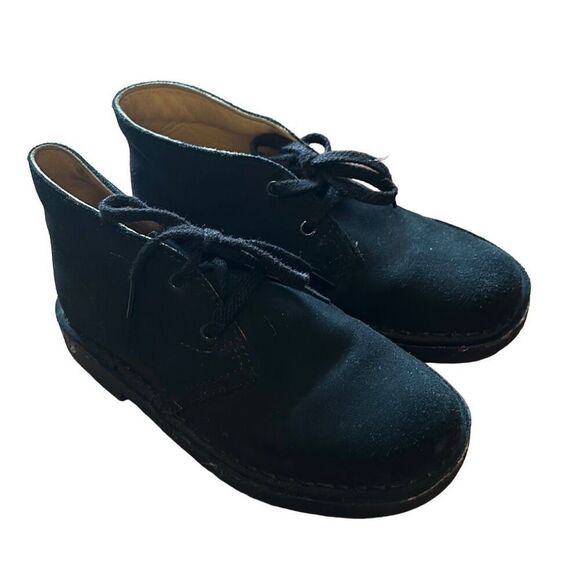 Clarks Desert Boot Boys Little Kids Black‎ Suede Size 11w - Picture 1 of 8